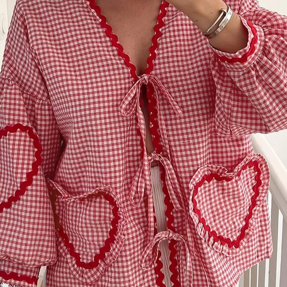 Heart Patch Plaid Pattern Bowtie Lantern Sleeve Picnic Blouse - Picture 1 of 4